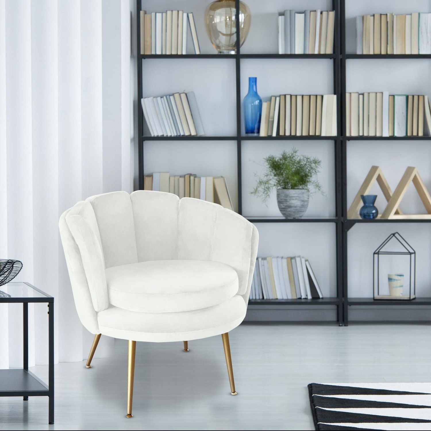 Fauteuil arrondi velours blanc