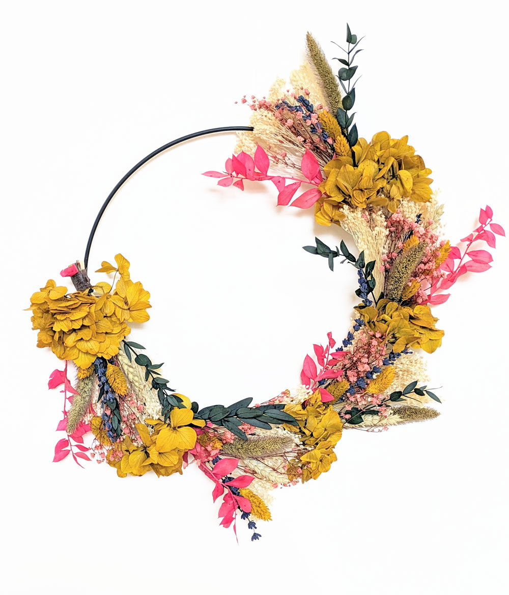 Couronne murale de fleurs séchées Hilda D30 cm