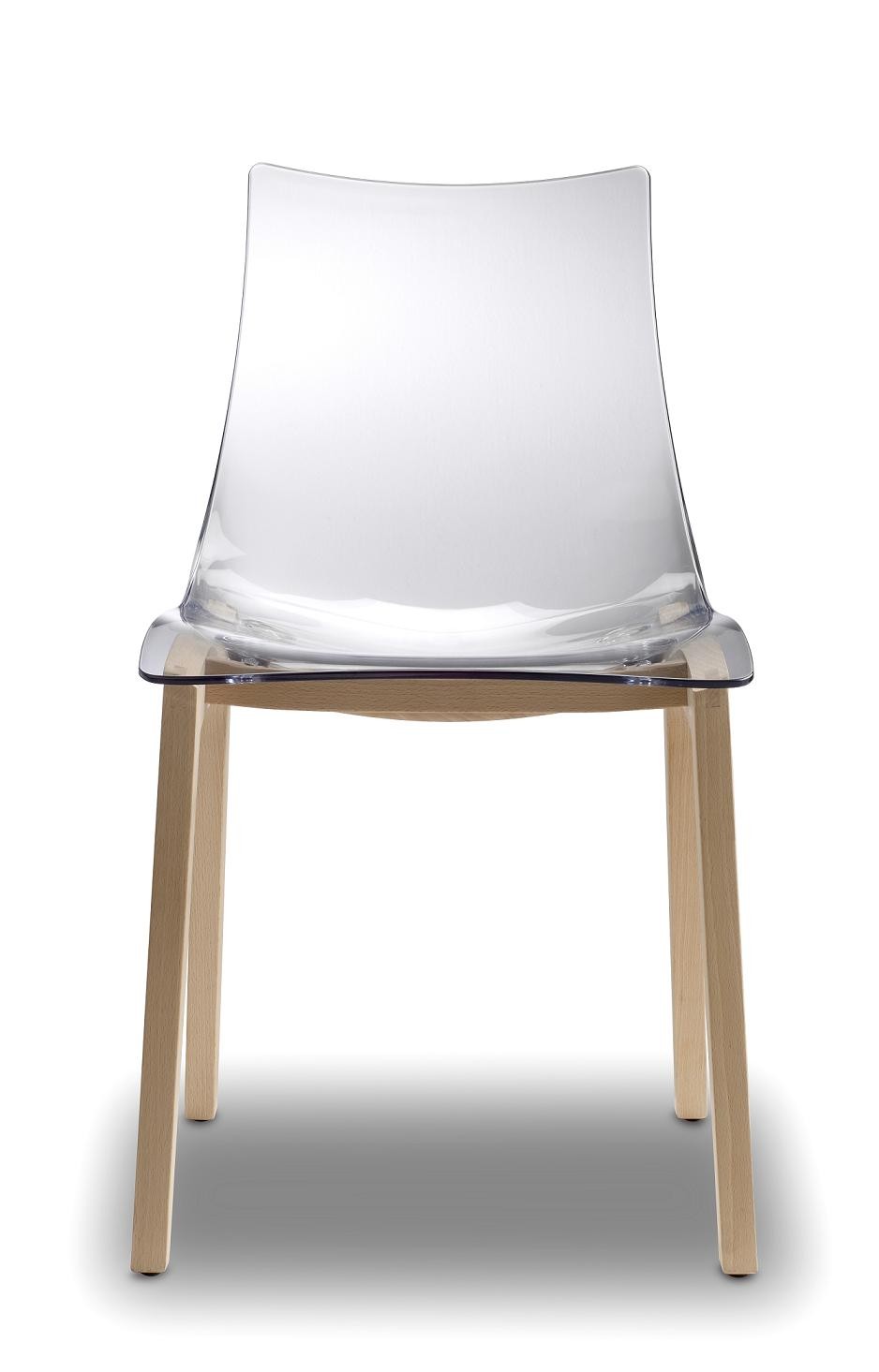 Chaise design en bois transparent