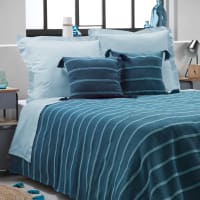 Couvre lit en jacquard rayé coton bleu 220 x 180