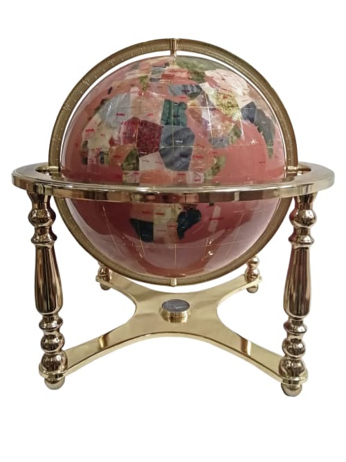 Déco Globes | Globe terrestre sur 4 pieds doré en pierres fines sable rose - UK41099