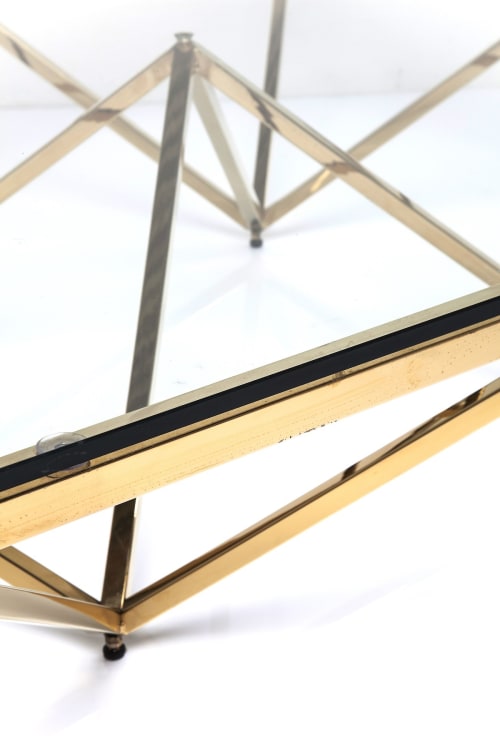 Meubles Tables basses | Table basse carrée en acier doré et verre - EG91263