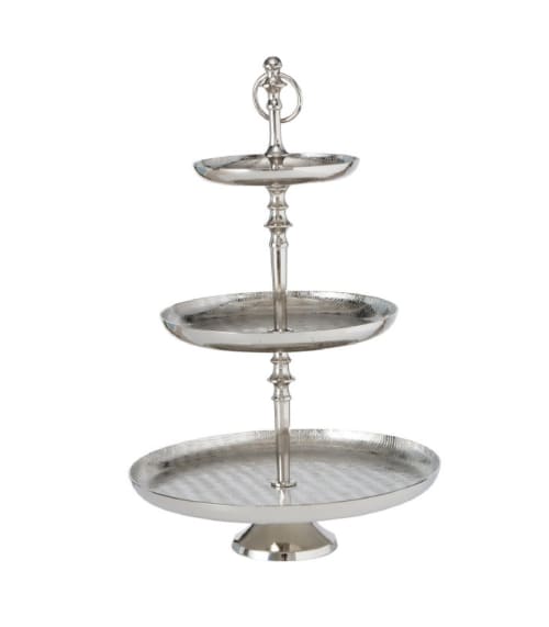 Plat De Presentation Fruits Ou Gateaux A 3 Etages Metal Argente Metal Maisons Du Monde