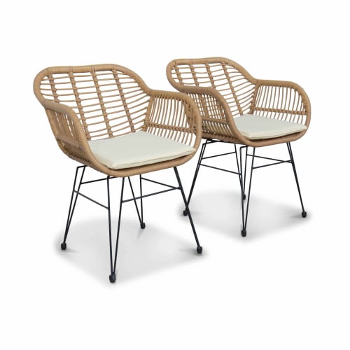 2 fauteuils effet bambou en résine beige et métal noir | Maisons du Monde