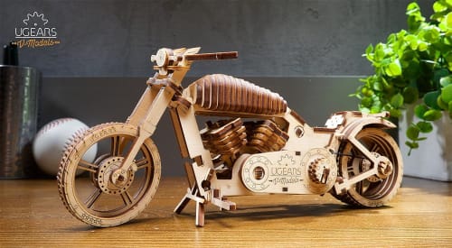 Maquette 3D en bois - Moto Cruiser - L : 22 cm