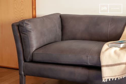 Divano Chesterfield Montaigu a 2 posti Almond