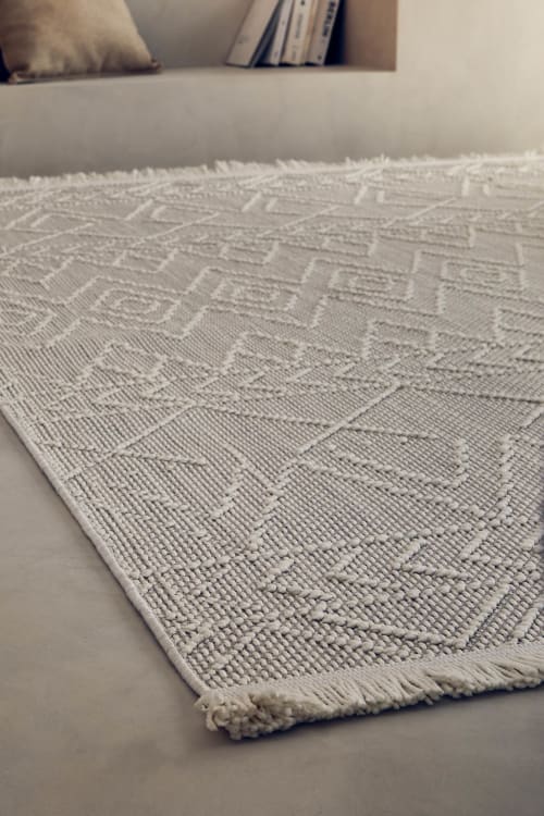Tappeto geometrico bianco con frange 120x160 BALI