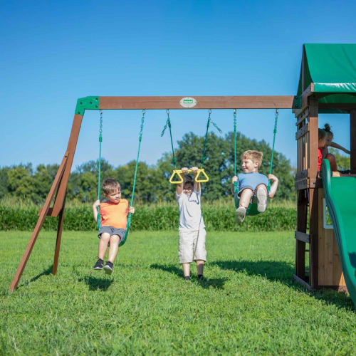 Aire de jeux en bois de cèdre