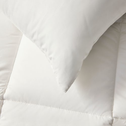 Couette blanche 550gr hiver en polyester blanc 240x280 cm COUETTE OLYMPE