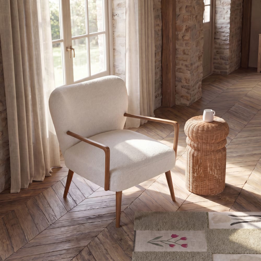 Fauteuil bouclettes blanches et bouleau massif