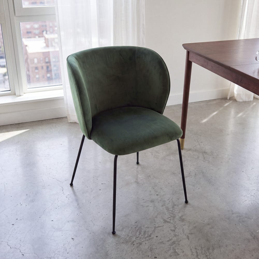 chaise en velours vert - acier