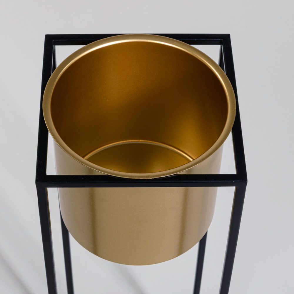 Cache pot en fer forgé noir et doré — vue 4