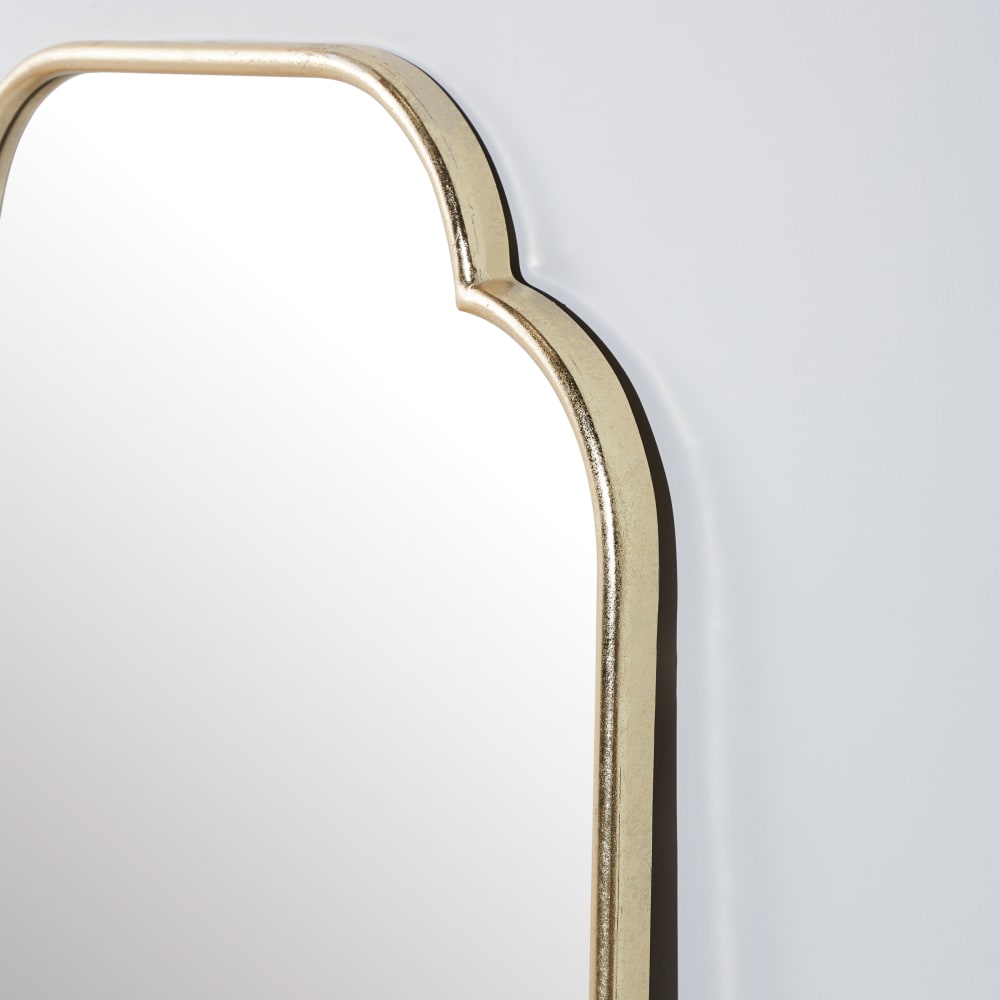 Grand miroir destructuré en aluminium doré, 70x150 cm - Maisons du Monde
