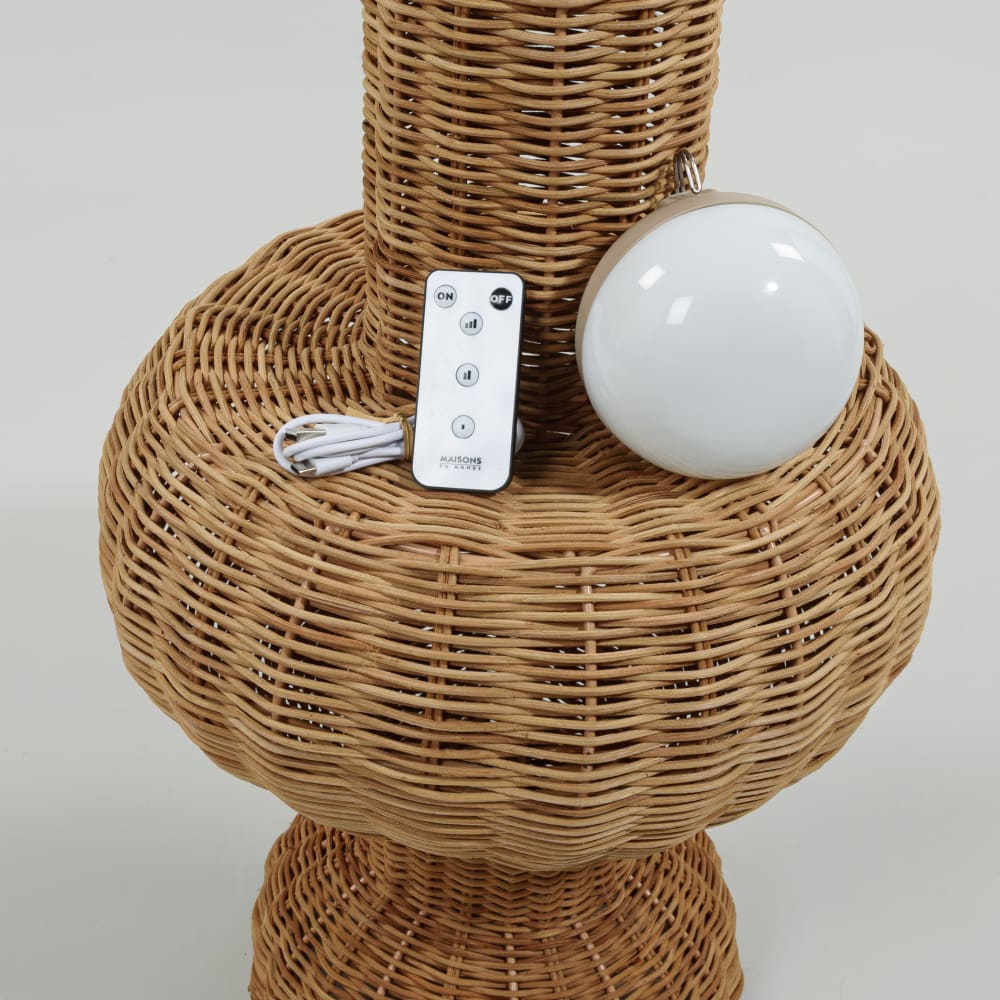 Lampadaire extérieur sans fil et rechargeable en rotin H153