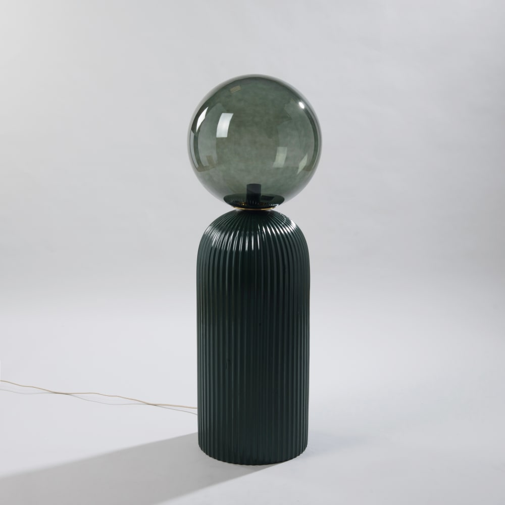 lampadaire en céramique striée verte et globe en verre H101
