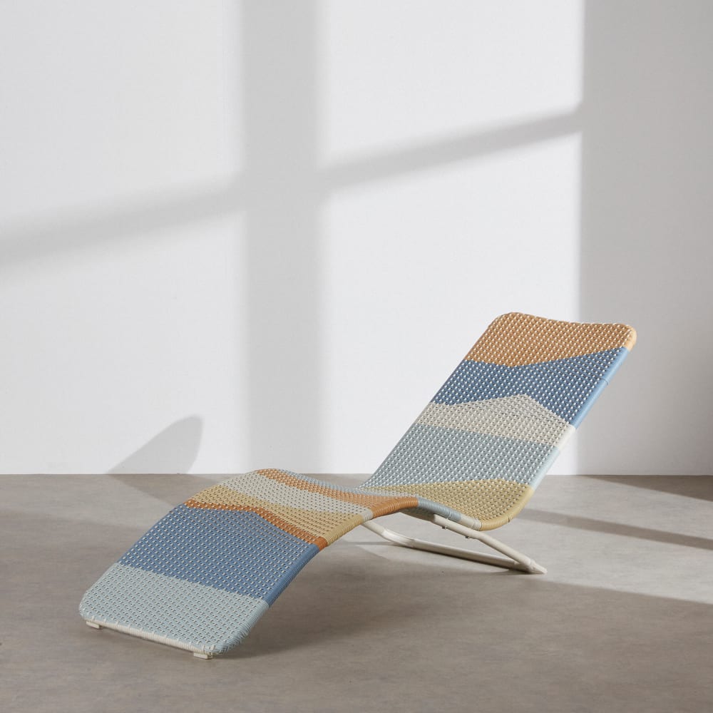 Bain de soleil en acier et résine multicolore