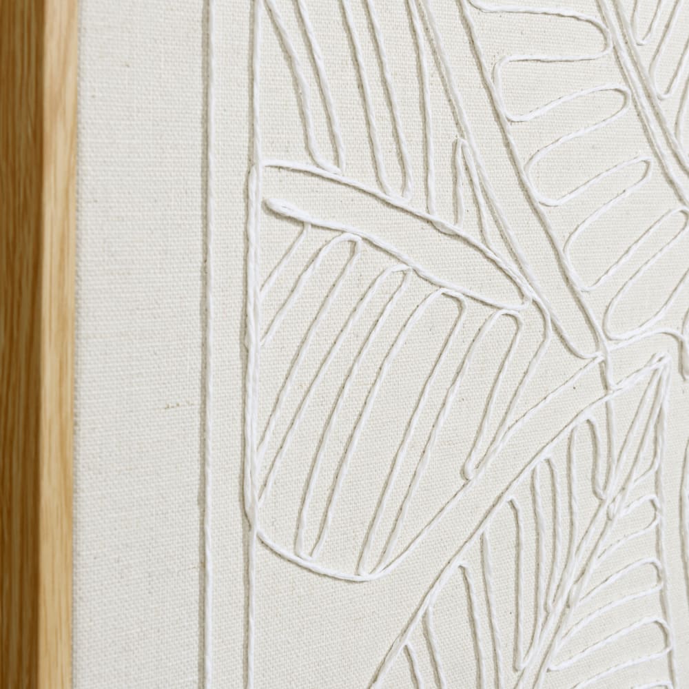 Toile en lin et broderies en relief beige et blanches 60x80 — vue 4