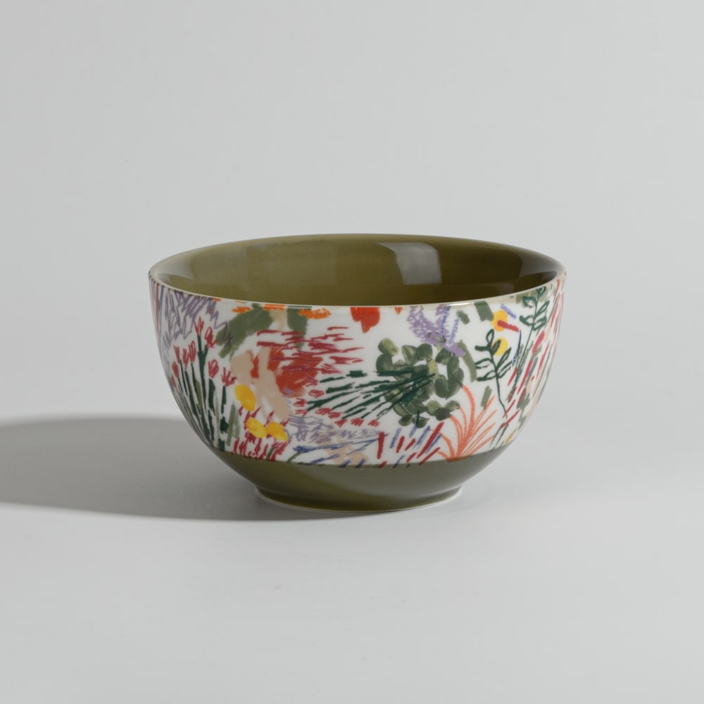 Bol en céramique motif floral multicolore Bol en céramique motif floral multicolore