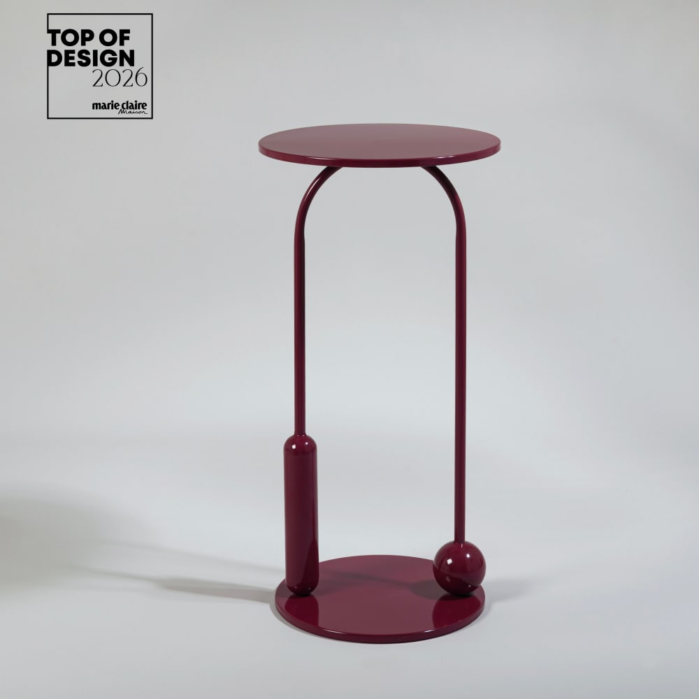 Bout de canapé en acier framboise