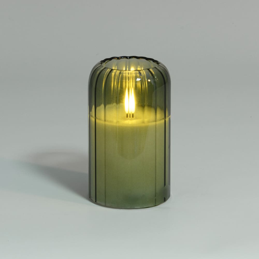 Bougie LED en verre vert kaki - Maisons du Monde