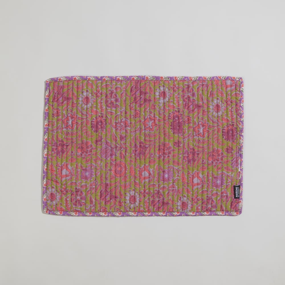 Set de table en coton matelassé motif floral tricolore 33x48