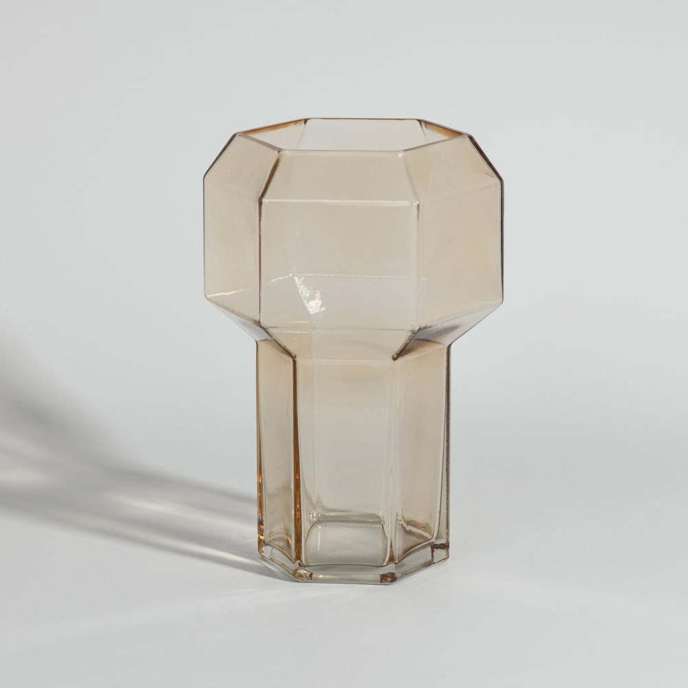 Vase en verre fumé H24