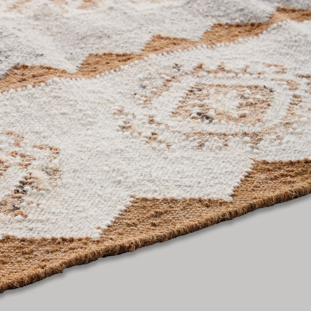 Tapis kilim tissé gris, jaune, écru et rouge 160x230