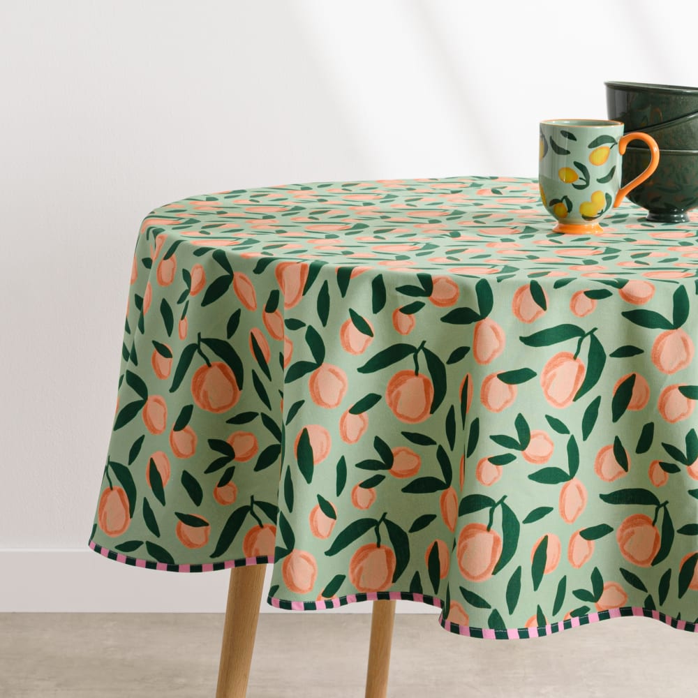Nappe ronde en coton vert à imprimé fruité avec bordures D170