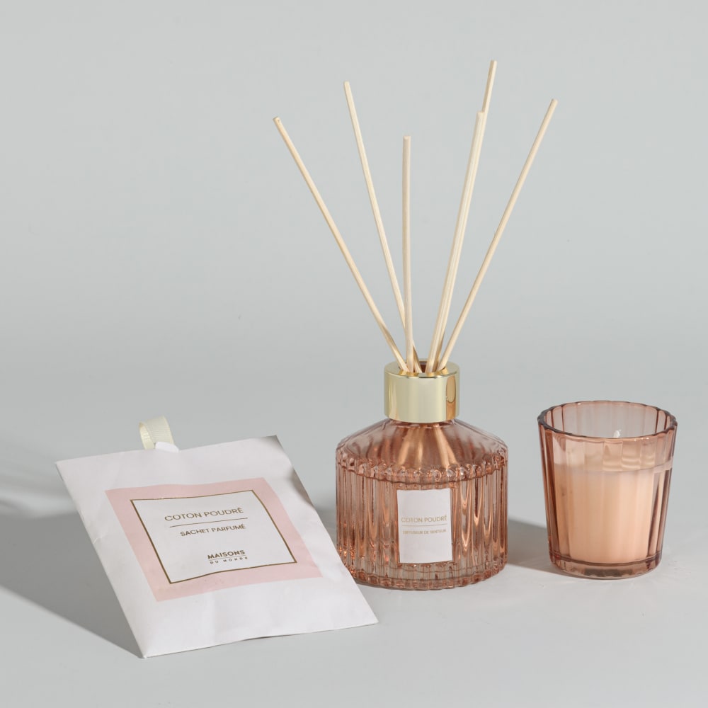 Diffuseur en verre (50ml), sachet et bougie parfumés coton poudré et support cage en métal doré - Maisons du Monde