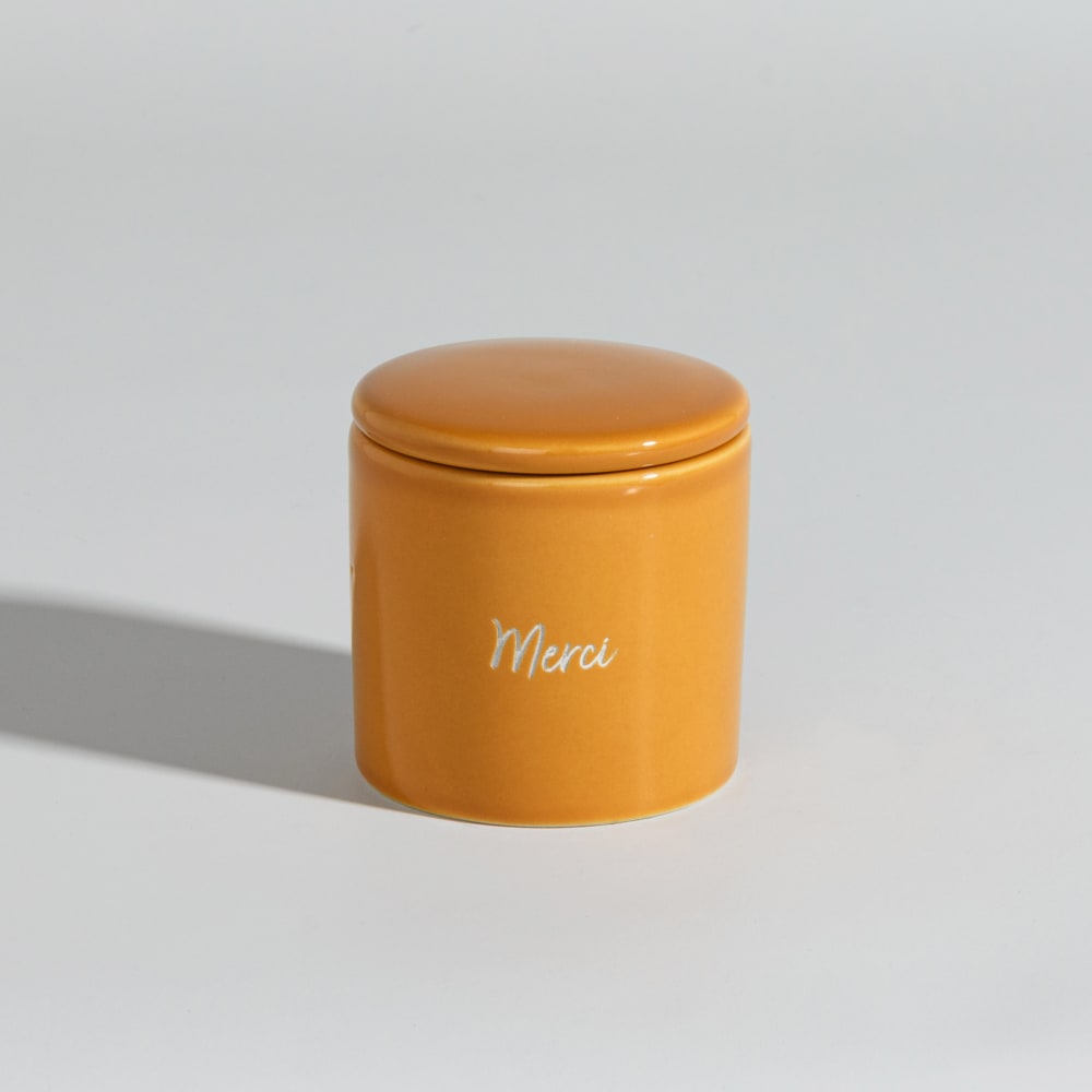 Bougie parfumée en céramique jaune