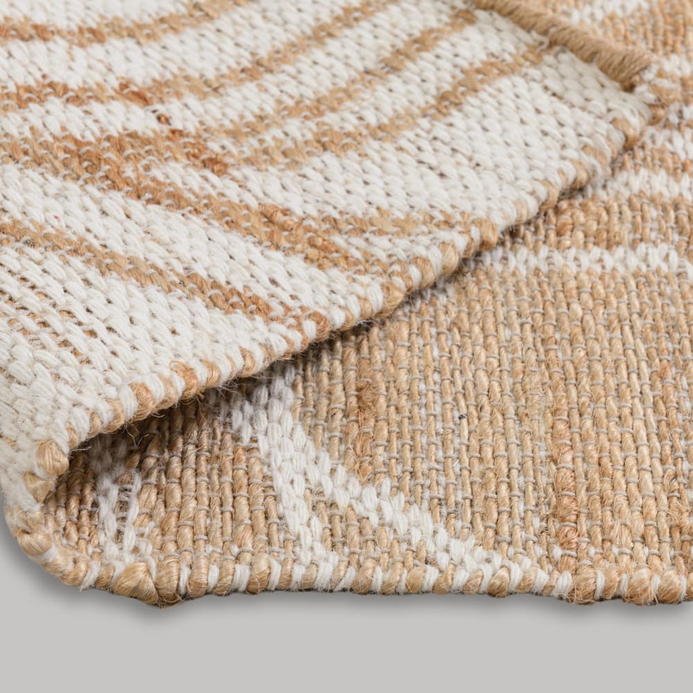 Tapis en jute et laine tissé jacquard beige et écru, 90x150 cm — vue 4