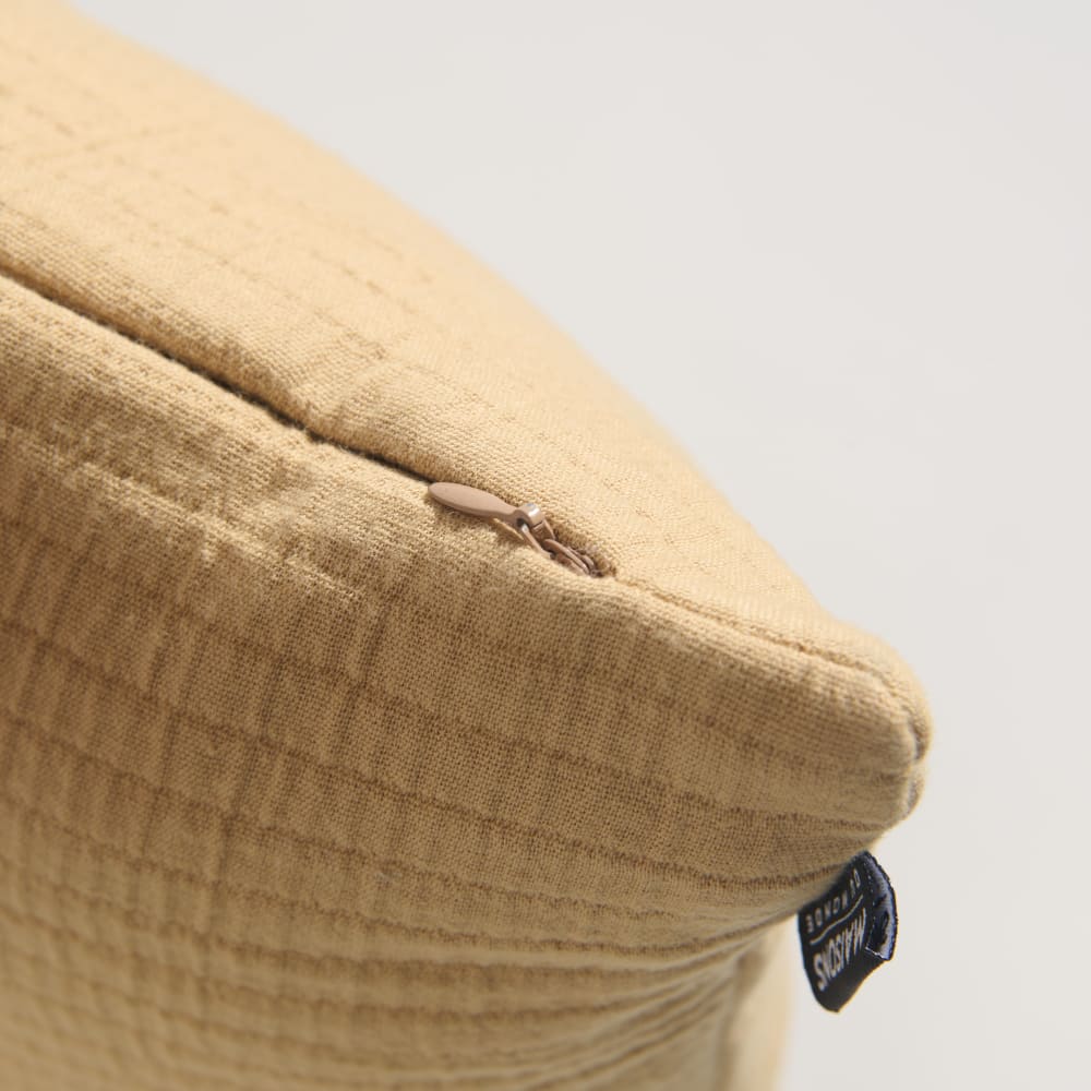 Housse de coussin en coton texturé sable 40x40 — vue 4