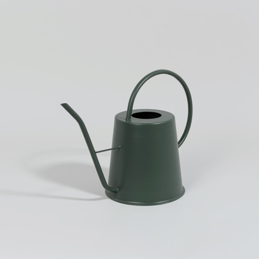 Arrosoir en acier vert - Maisons du Monde