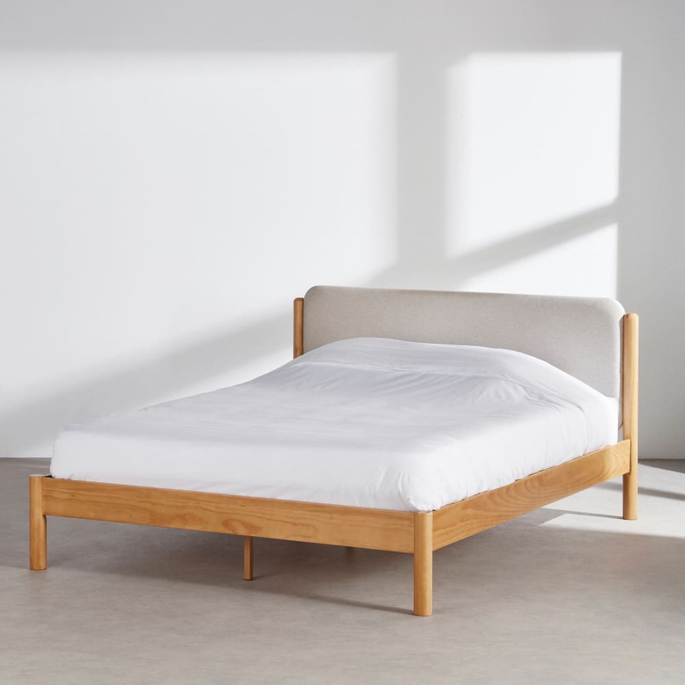 Lit en bois de pin 160x200 avec sommier à lattes — vue 4