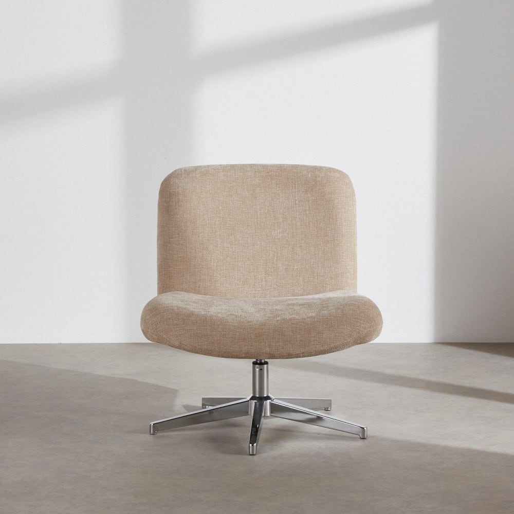 Fauteuil pivotant effet velours beige et acier chromé