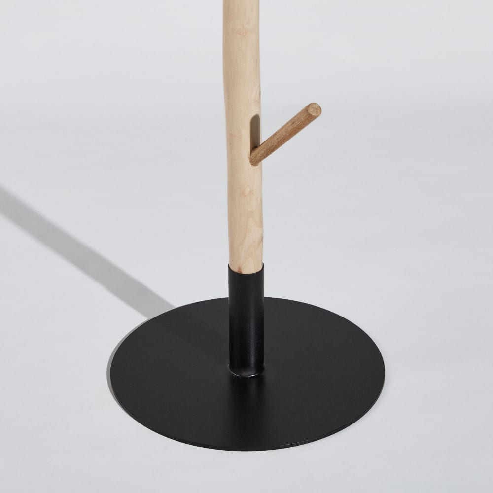 Porte-manteau tronc d'arbre en eucalyptus et fer forgé noir — vue 3
