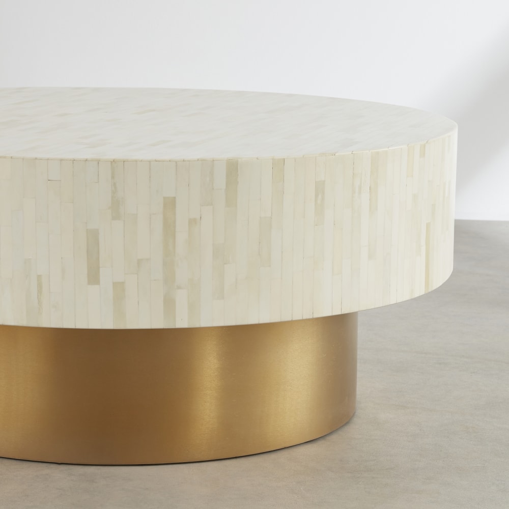Runder Couchtisch mit Knochenintarsien, weiß und gold 90 cm -