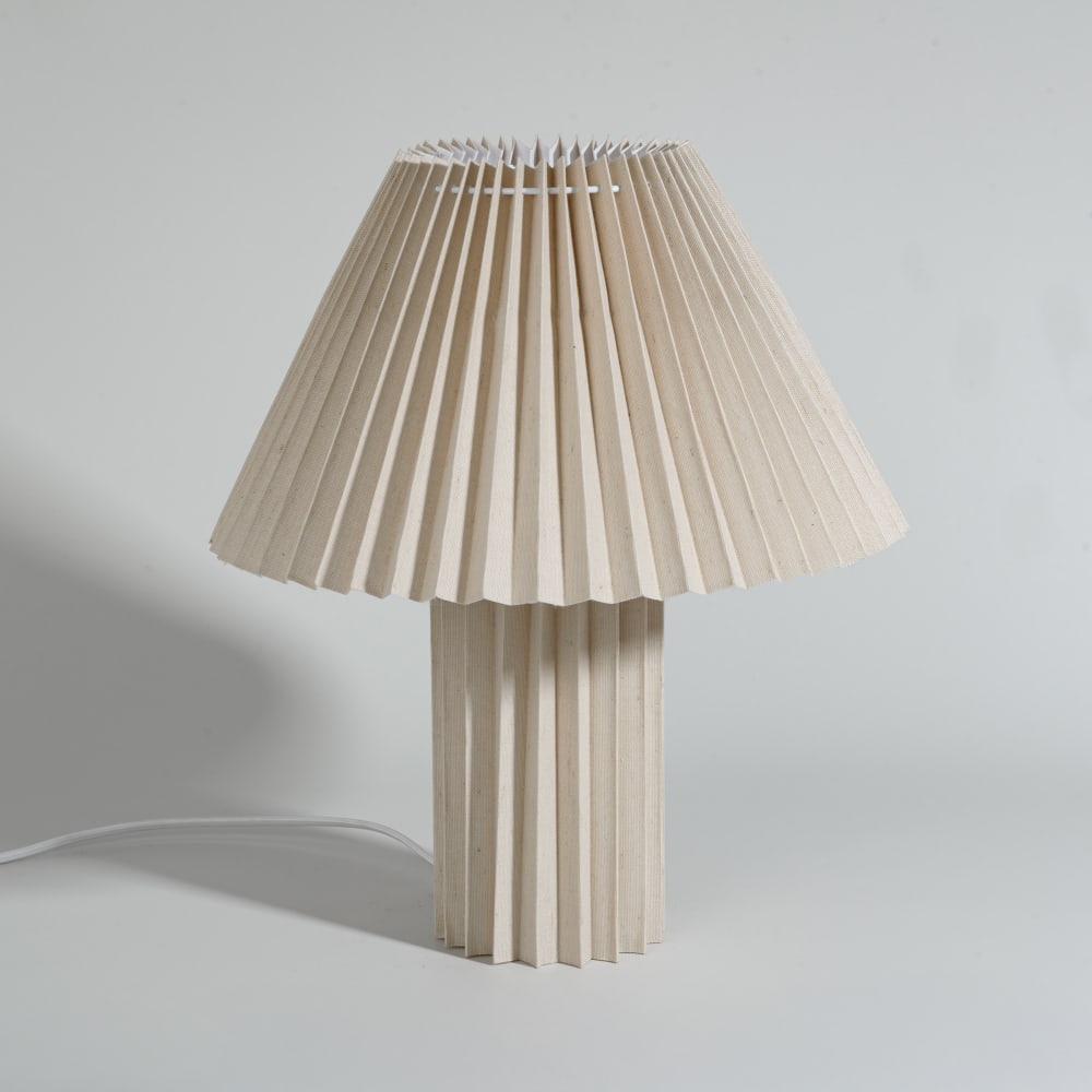 Lampe en polyester recyclé plissé crème