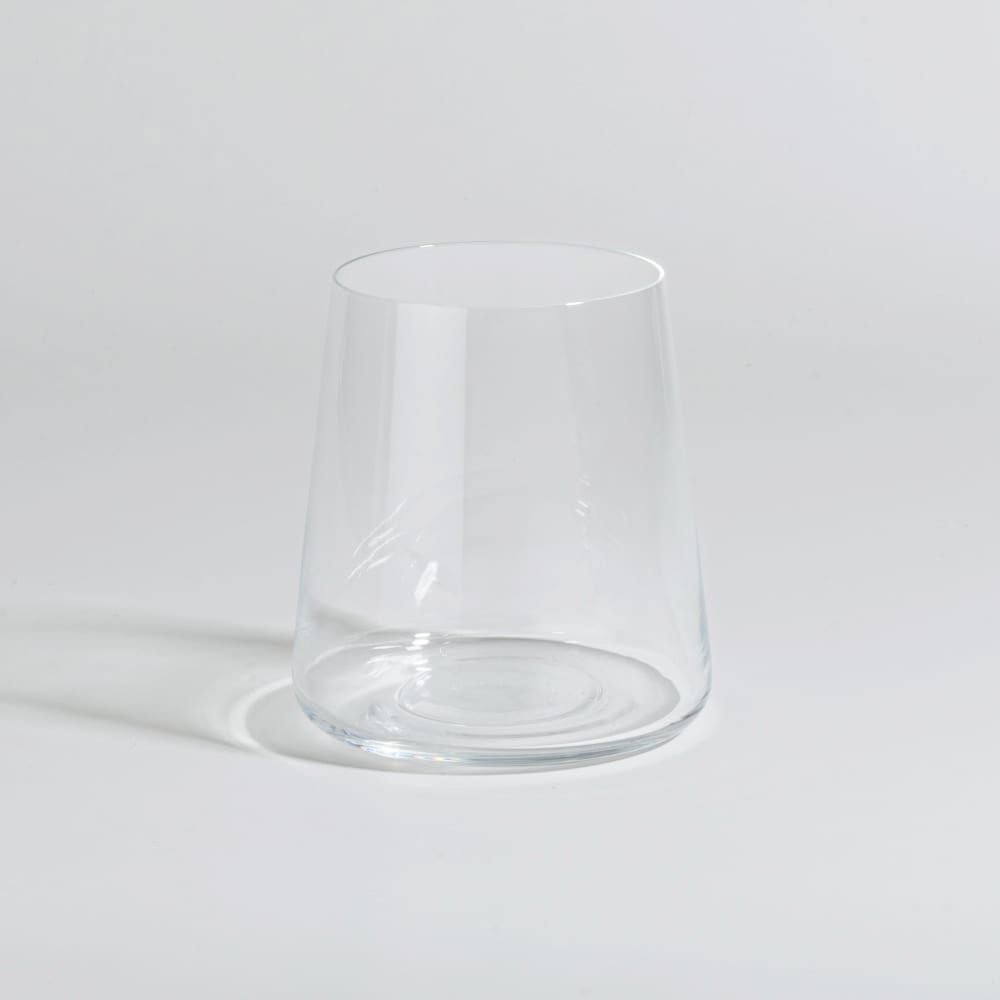 Gobelet en verre transparent