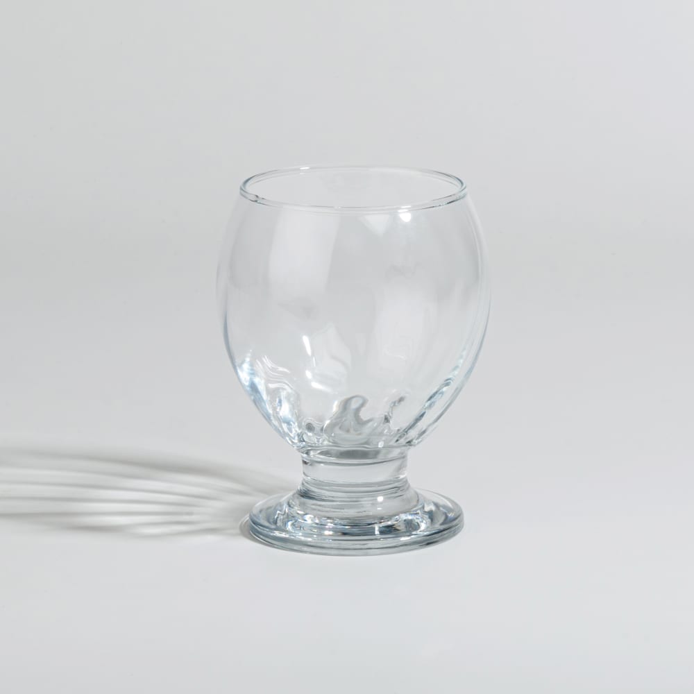 Verre à pied en verre transparent