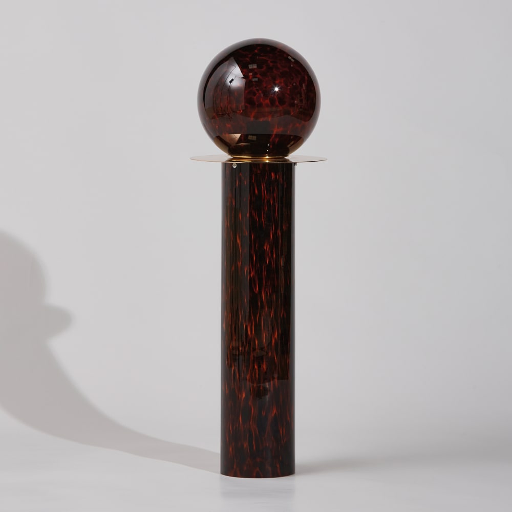 Lampe en verre tacheté et acier doré, H70 cm