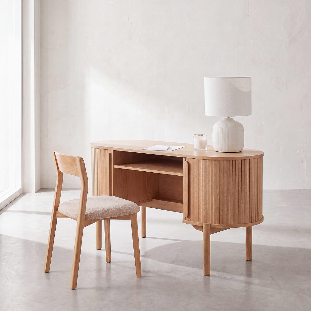 Bureau en placage chêne,