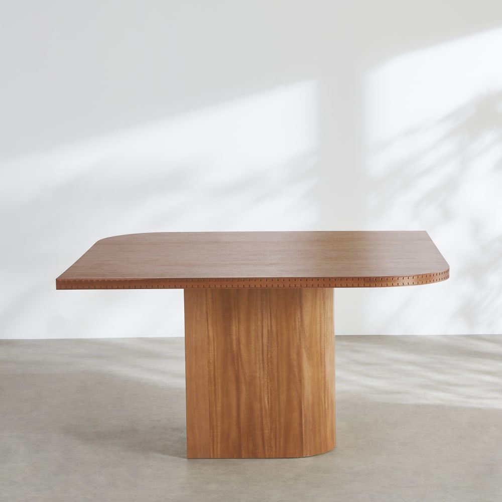 Quadratischer Esstisch mit Akazienfurnier, L 140 cm - Maisons Du