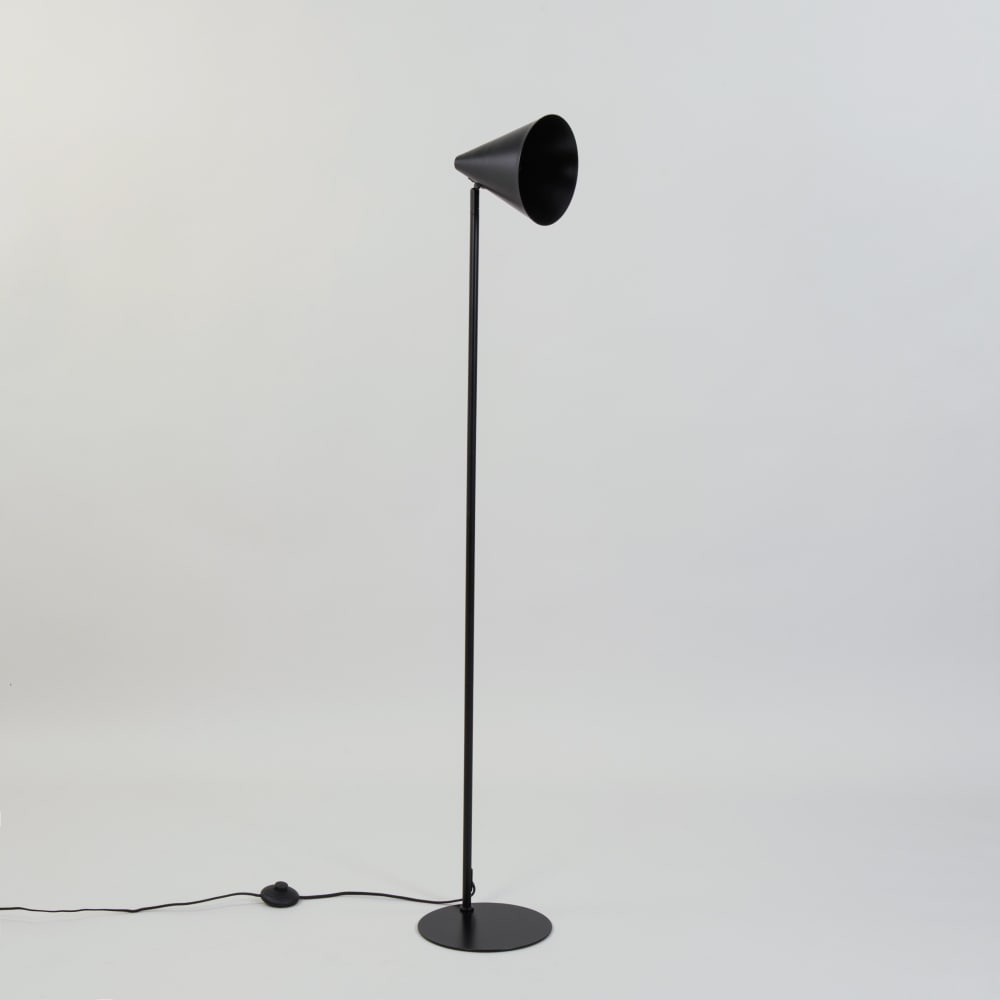 Lampadaire en acier noir, H140 cm