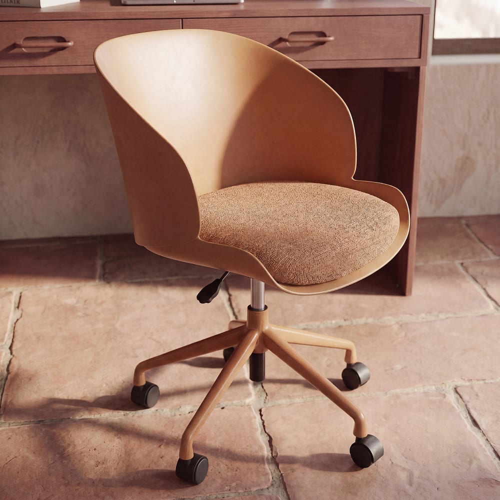 Chaise de bureau caramel à roulettes