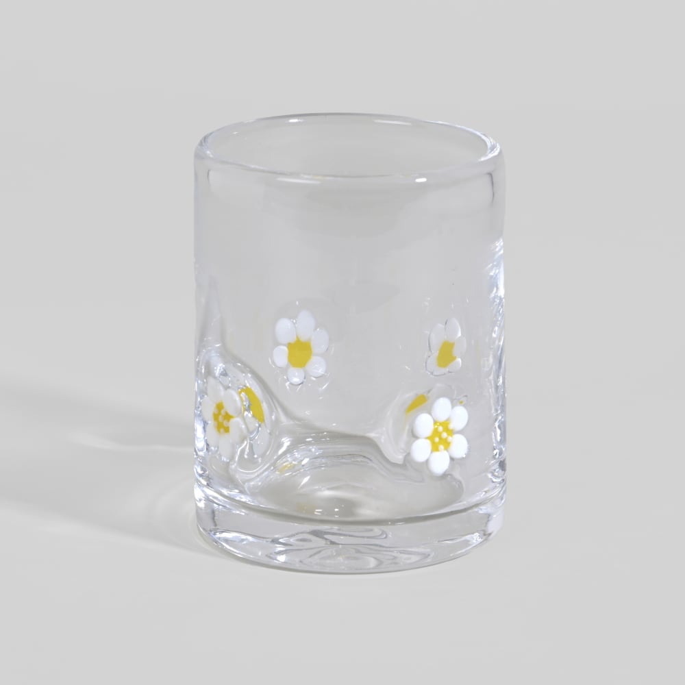 Gobelet en verre transparent motifs fleurs blanches et jaunes