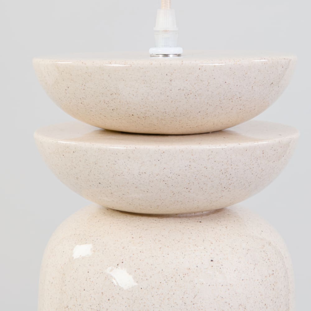 Suspension en grès beige — vue 4