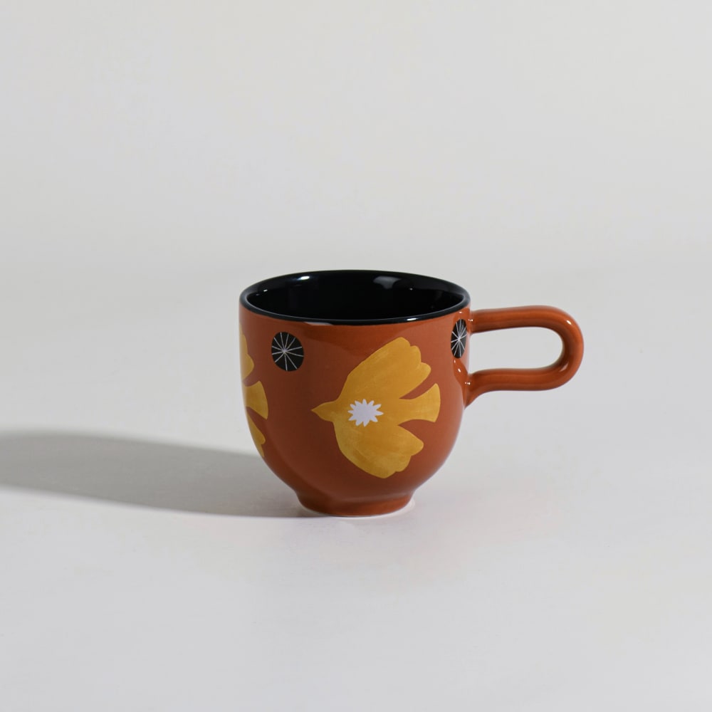 Tasse motif oiseau en grès marron et jaune