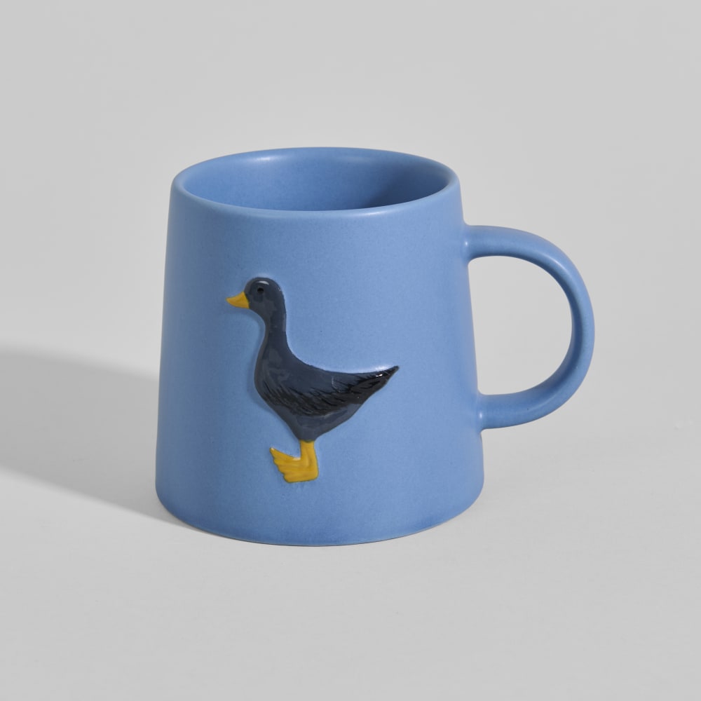 Mug en grès bleu motif canard en relief Mug en grès bleu motif canard en relief