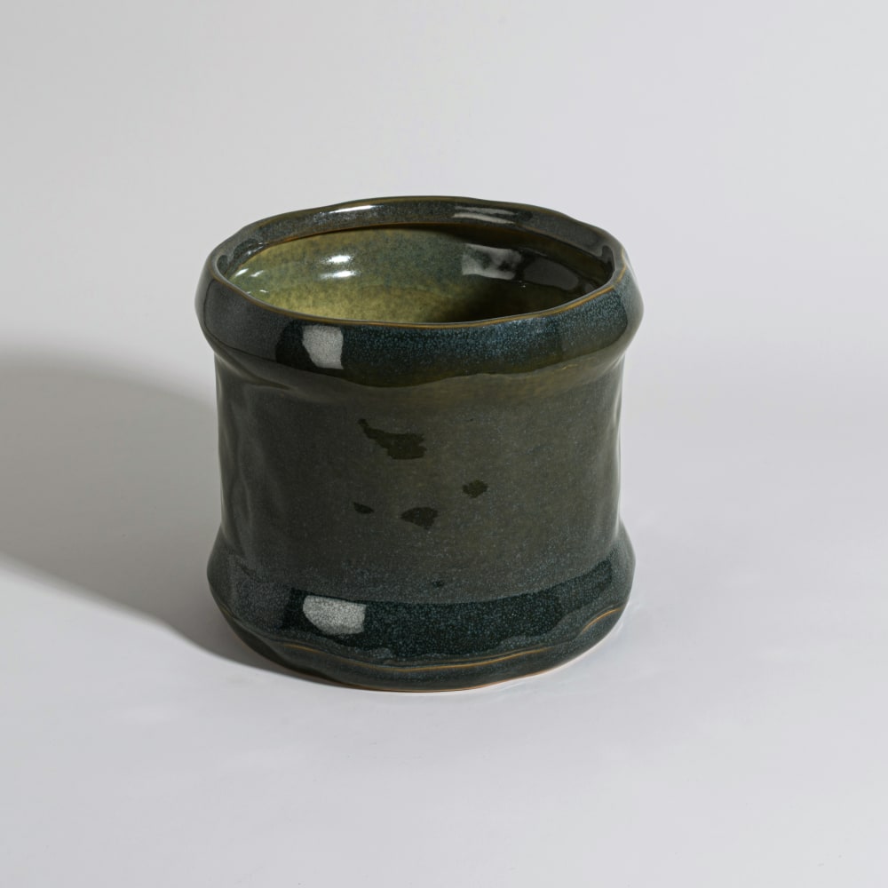 Cache-pot en grès vert, H20 cm — vue 3